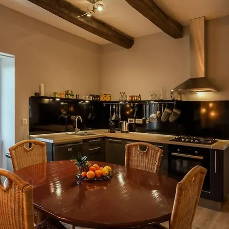 Le Couvent Apartment Milhars